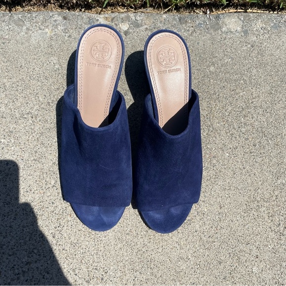 EUC Tory Burch Peep Mule Sandals Navy Blue Suede Size 7.5 - Picture 4 of 13